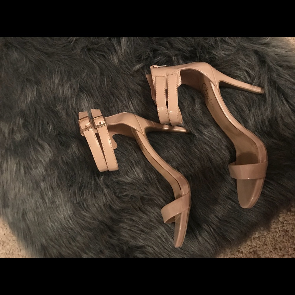Nude Candies high heel shoe